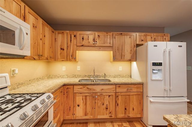 404 Washington Avenue, East Alton, IL 62024