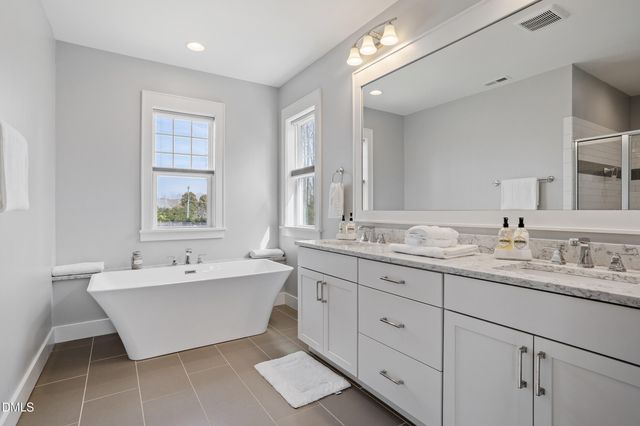 123 Larkin Lane, Chapel Hill, NC 27516