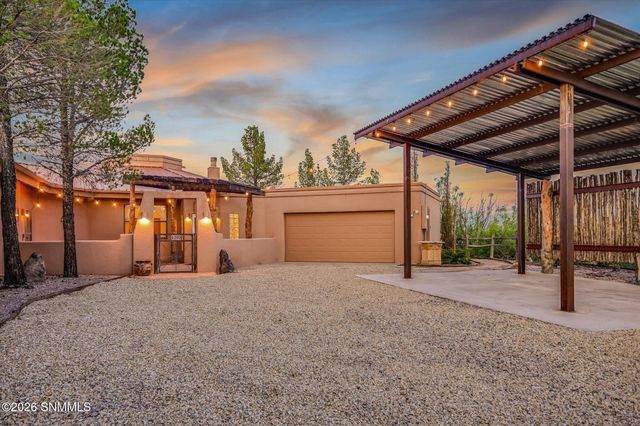 6290 Las Vistas Drive, Las Cruces, NM 88005