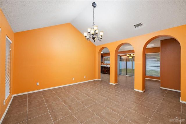 3413 Yucca Avenue, Mcallen, TX 78504