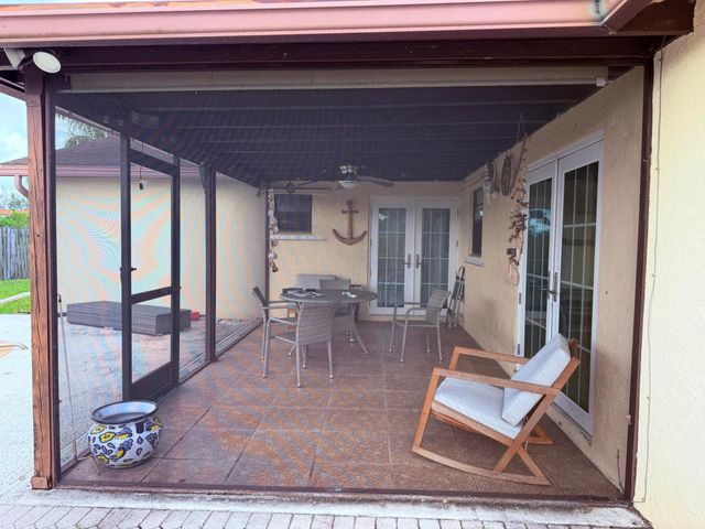 9500 NW 31ST Place, Sunrise, FL 33351