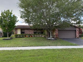 9500 NW 31ST Place, Sunrise, FL 33351