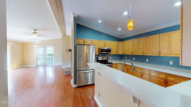 46 White Pond Boulevard, Beaufort, SC 29902