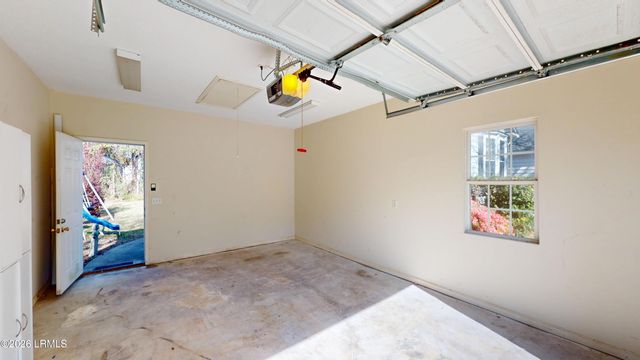 46 White Pond Boulevard, Beaufort, SC 29902