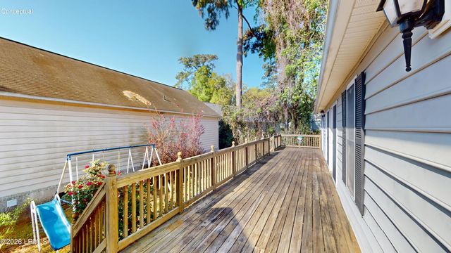 46 White Pond Boulevard, Beaufort, SC 29902