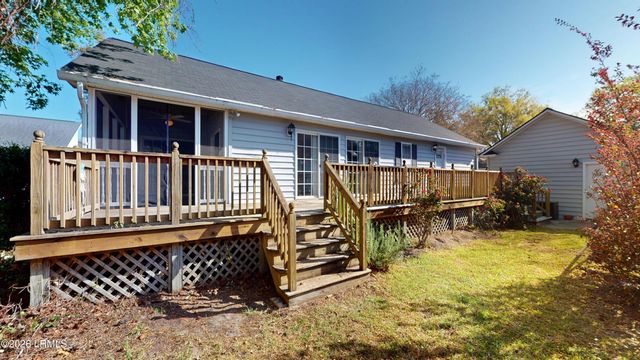 46 White Pond Boulevard, Beaufort, SC 29902