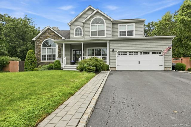 2 Jane Street, Miller Place, NY 11764