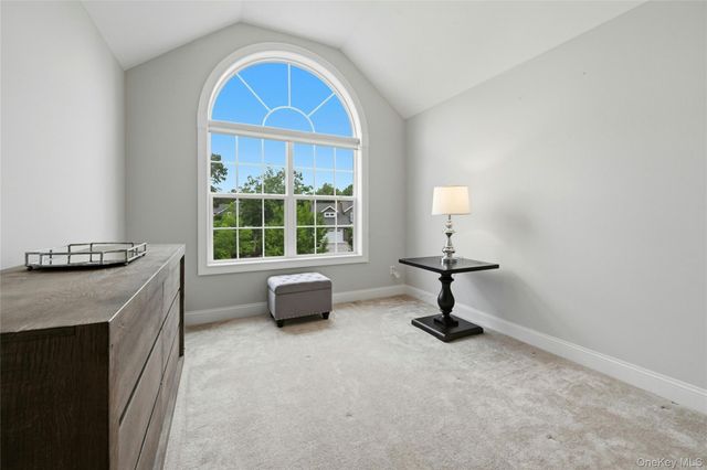 2 Jane Street, Miller Place, NY 11764