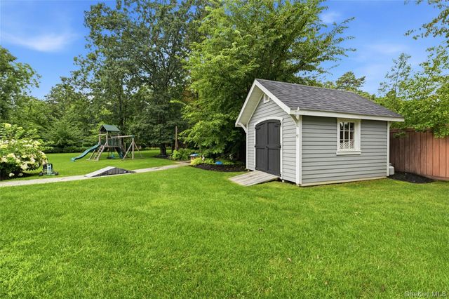 2 Jane Street, Miller Place, NY 11764