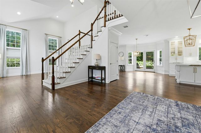 2 Jane Street, Miller Place, NY 11764