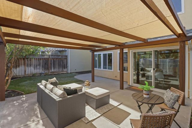 58 Country Fields Lane, San Jose, CA 95136