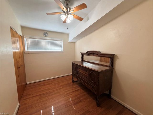 1309 Sparrow RD, Chesapeake, VA 23325