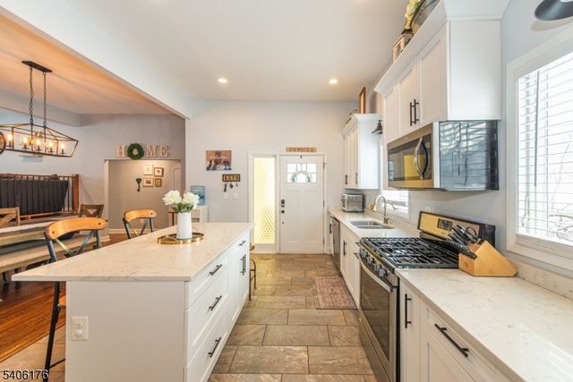 8 Lesko Ter, Ogdensburg Boro, NJ 07439