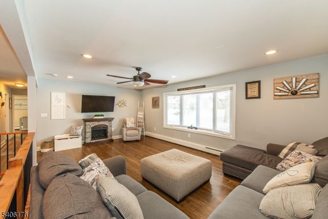 8 Lesko Ter, Ogdensburg Boro, NJ 07439