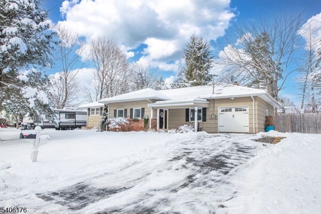 8 Lesko Ter, Ogdensburg Boro, NJ 07439