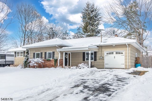 8 Lesko Ter, Ogdensburg Boro, NJ 07439