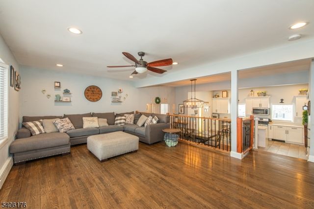 8 Lesko Ter, Ogdensburg Boro, NJ 07439