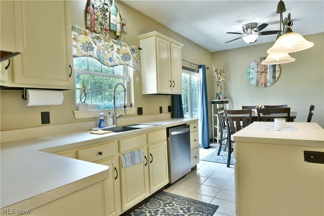 4850 Lynn Place NW, Warren, OH 44483