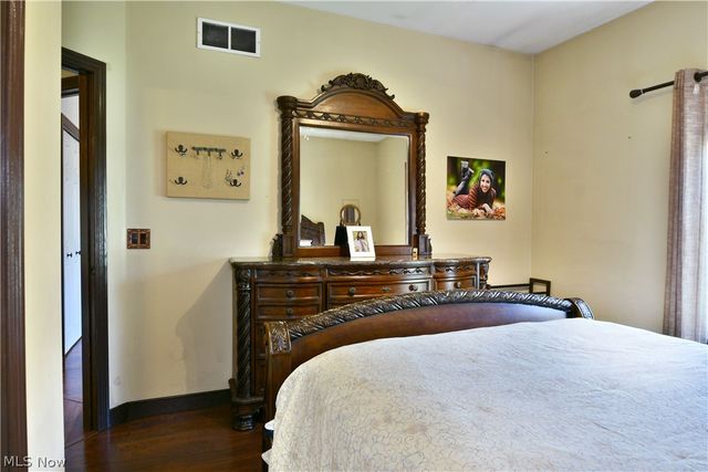 4850 Lynn Place NW, Warren, OH 44483