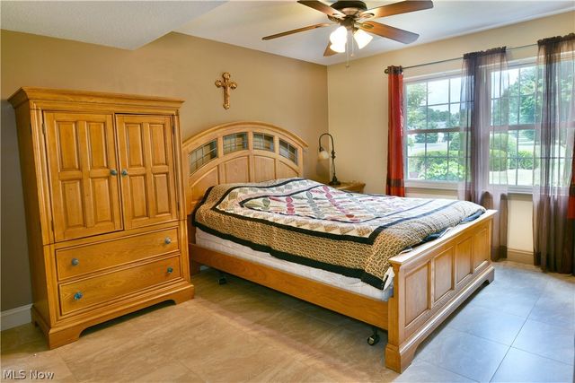 4850 Lynn Place NW, Warren, OH 44483