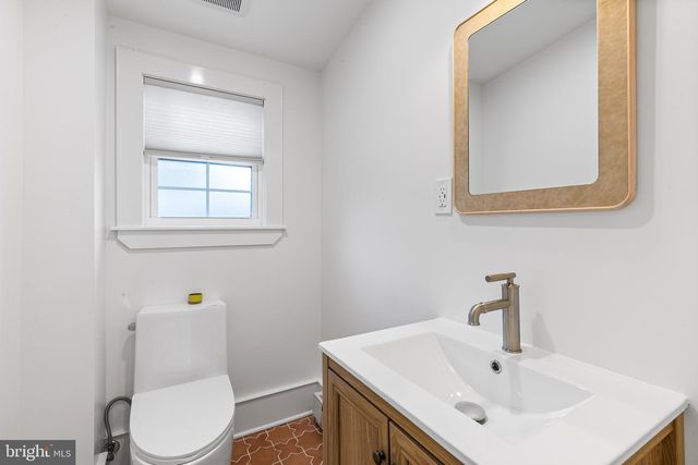 37 E PLEASANT ST, Philadelphia, PA 19119