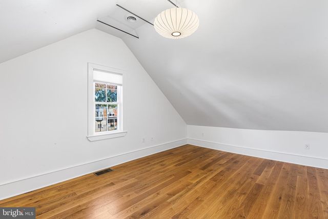 37 E PLEASANT ST, Philadelphia, PA 19119