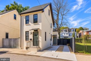 37 E PLEASANT ST, Philadelphia, PA 19119