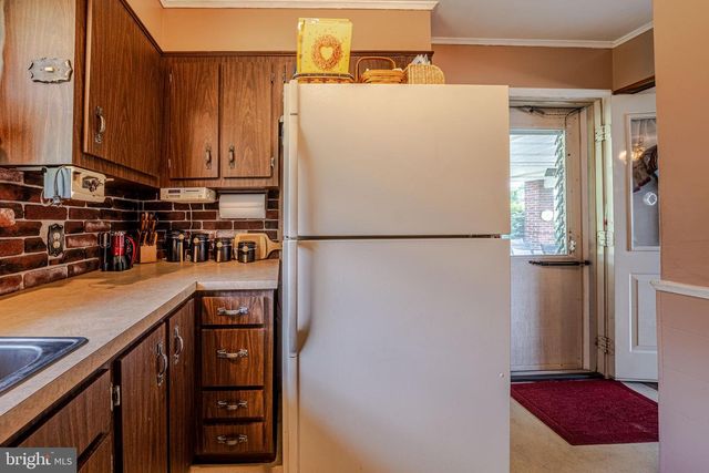 4352 RUTH RD, Emmaus, PA 18049