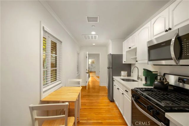 302 Highland Place, Monrovia, CA 91016