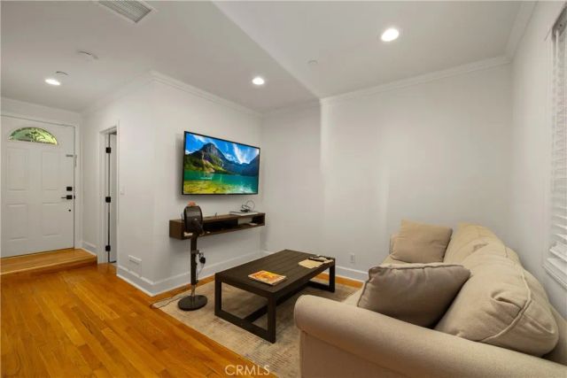 302 Highland Place, Monrovia, CA 91016