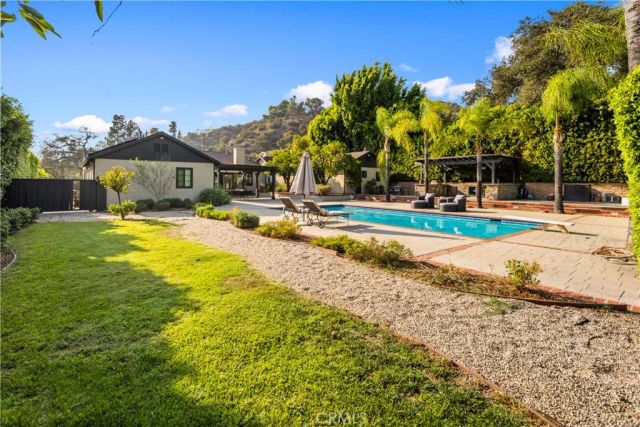 302 Highland Place, Monrovia, CA 91016