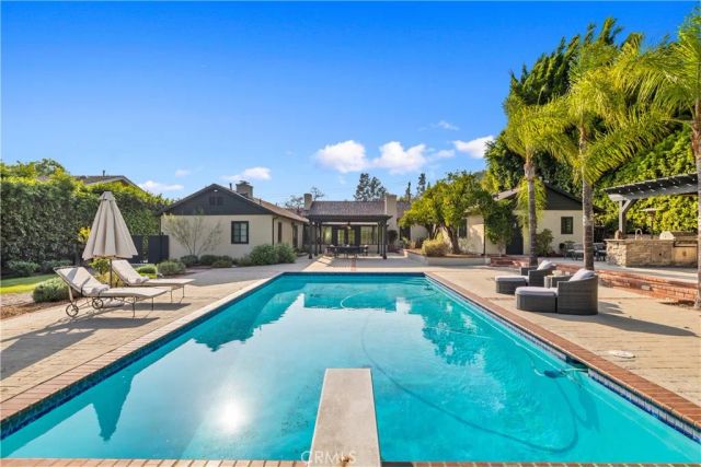 302 Highland Place, Monrovia, CA 91016