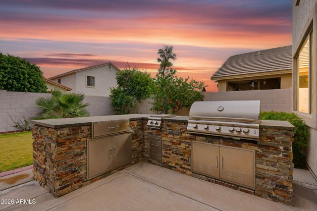 6843 S 26TH Street, Phoenix, AZ 85042