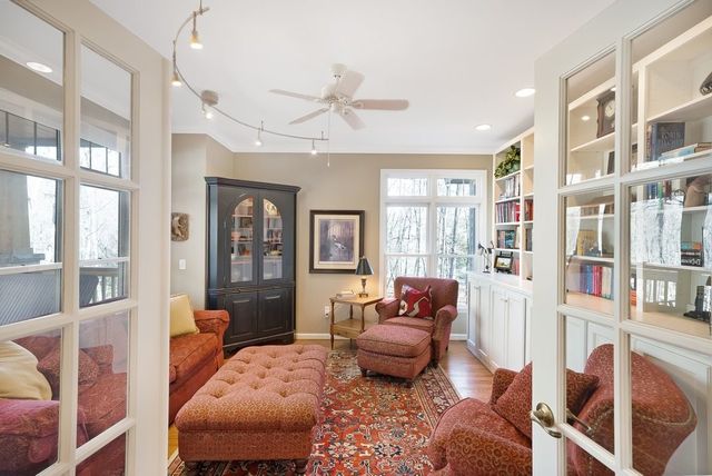 2046 Lakeshore Dr, Monteagle, TN 37356