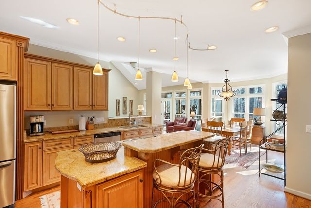 2046 Lakeshore Dr, Monteagle, TN 37356