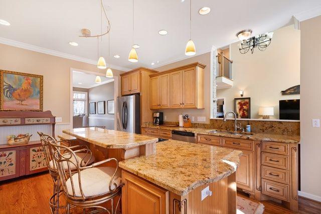 2046 Lakeshore Dr, Monteagle, TN 37356