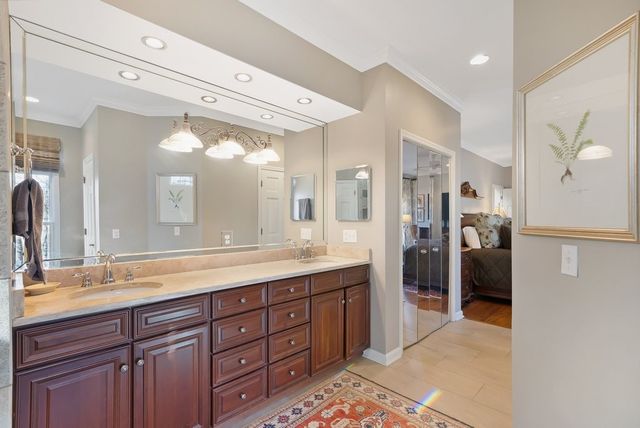 2046 Lakeshore Dr, Monteagle, TN 37356