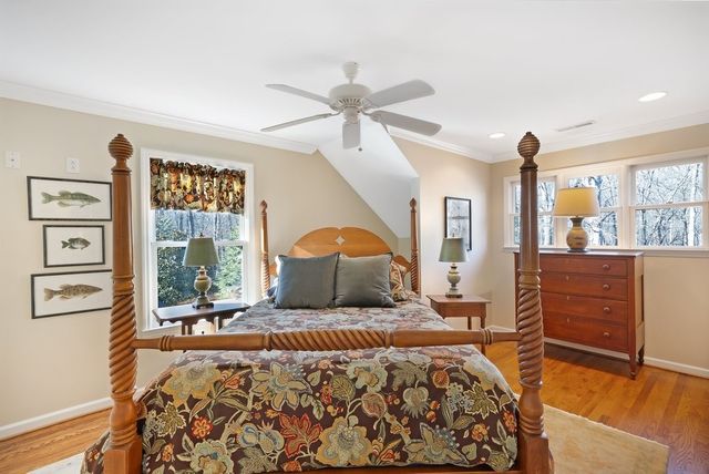 2046 Lakeshore Dr, Monteagle, TN 37356