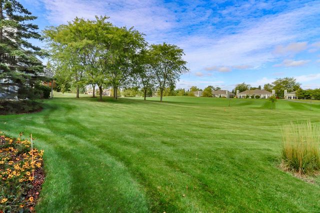 658 Geneva National AVENUE N, Lake Geneva, WI 53147