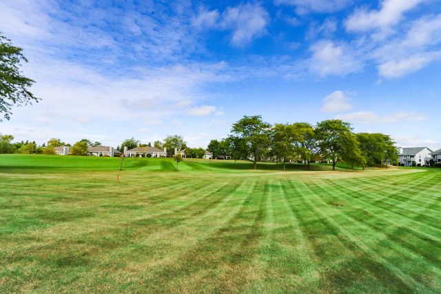 658 Geneva National AVENUE N, Lake Geneva, WI 53147