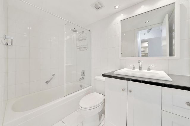 3215 S Ocean Boulevard 707, Highland Beach, FL 33487