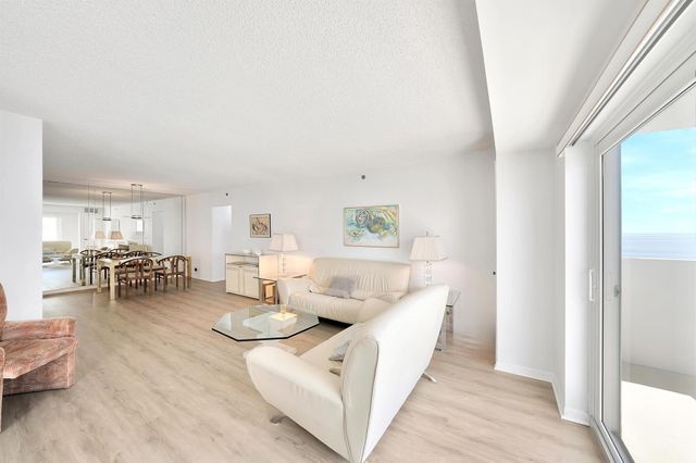 3215 S Ocean Boulevard 707, Highland Beach, FL 33487