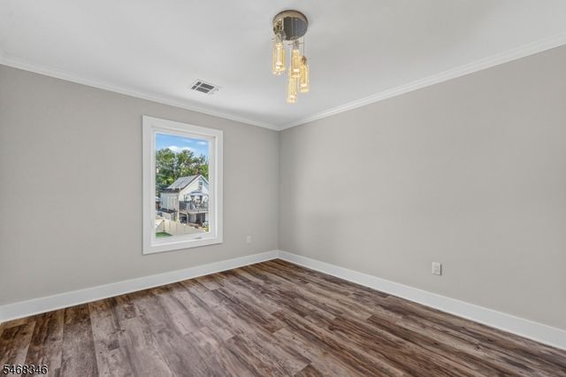 163 Kipp Ave A, Elmwood Park Boro, NJ 07407