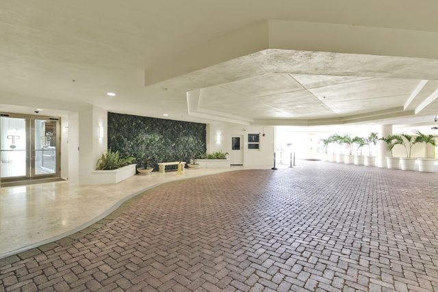 99 SE Mizner Boulevard 612, Boca Raton, FL 33432