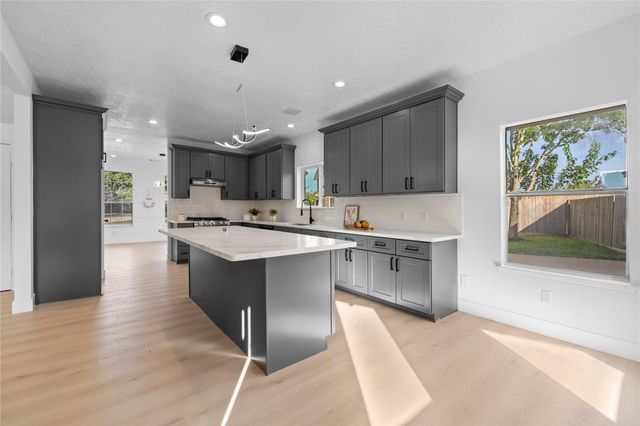 9714 Broadley Drive, Sugar Land, TX 77498