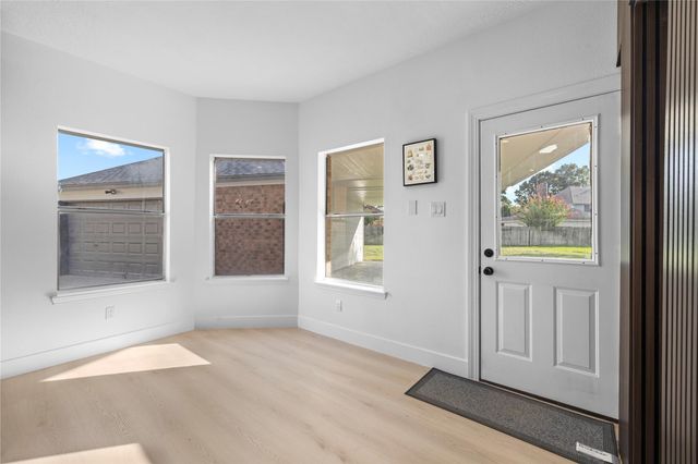 9714 Broadley Drive, Sugar Land, TX 77498
