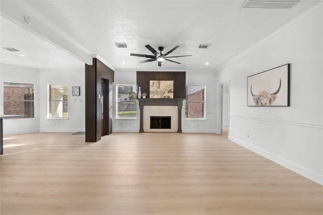 9714 Broadley Drive, Sugar Land, TX 77498