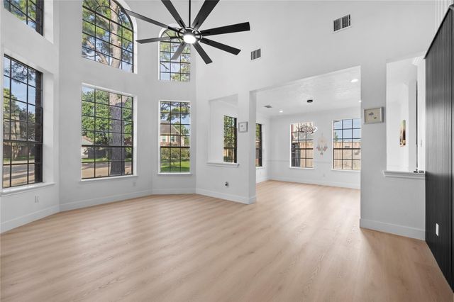9714 Broadley Drive, Sugar Land, TX 77498