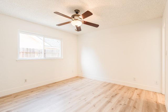 3725 Eddy Avenue, Clovis, CA 93612