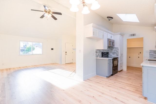 3725 Eddy Avenue, Clovis, CA 93612